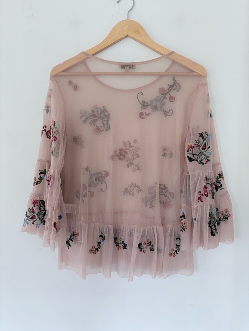 DEMOCRACY Sz S Sheer Mesh Pink Top Floral Embroidery Ruffle Hem & Sleeves Boho - Picture 12 of 13